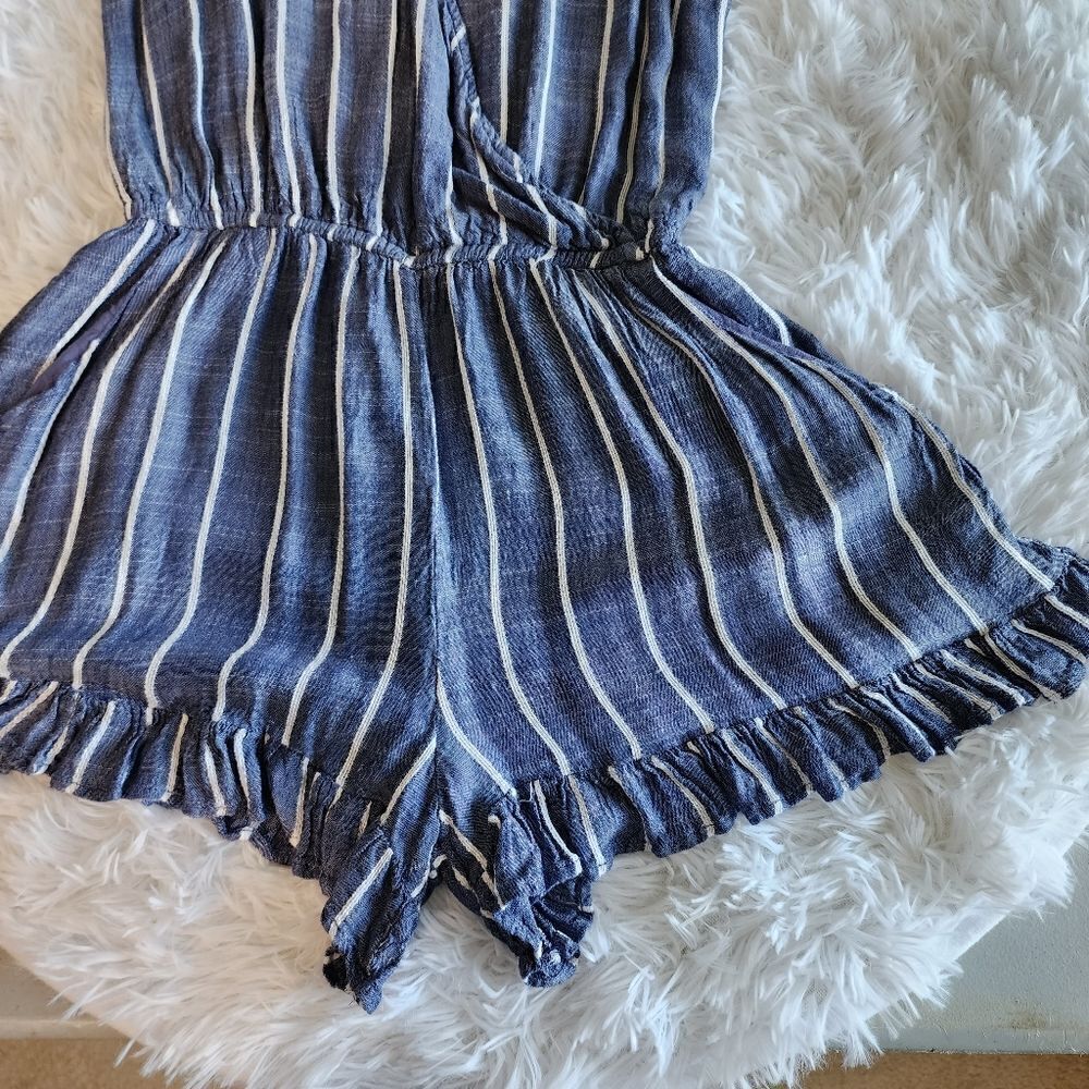 Kori Sleeveless Striped Romper  - Picture 11 of 15